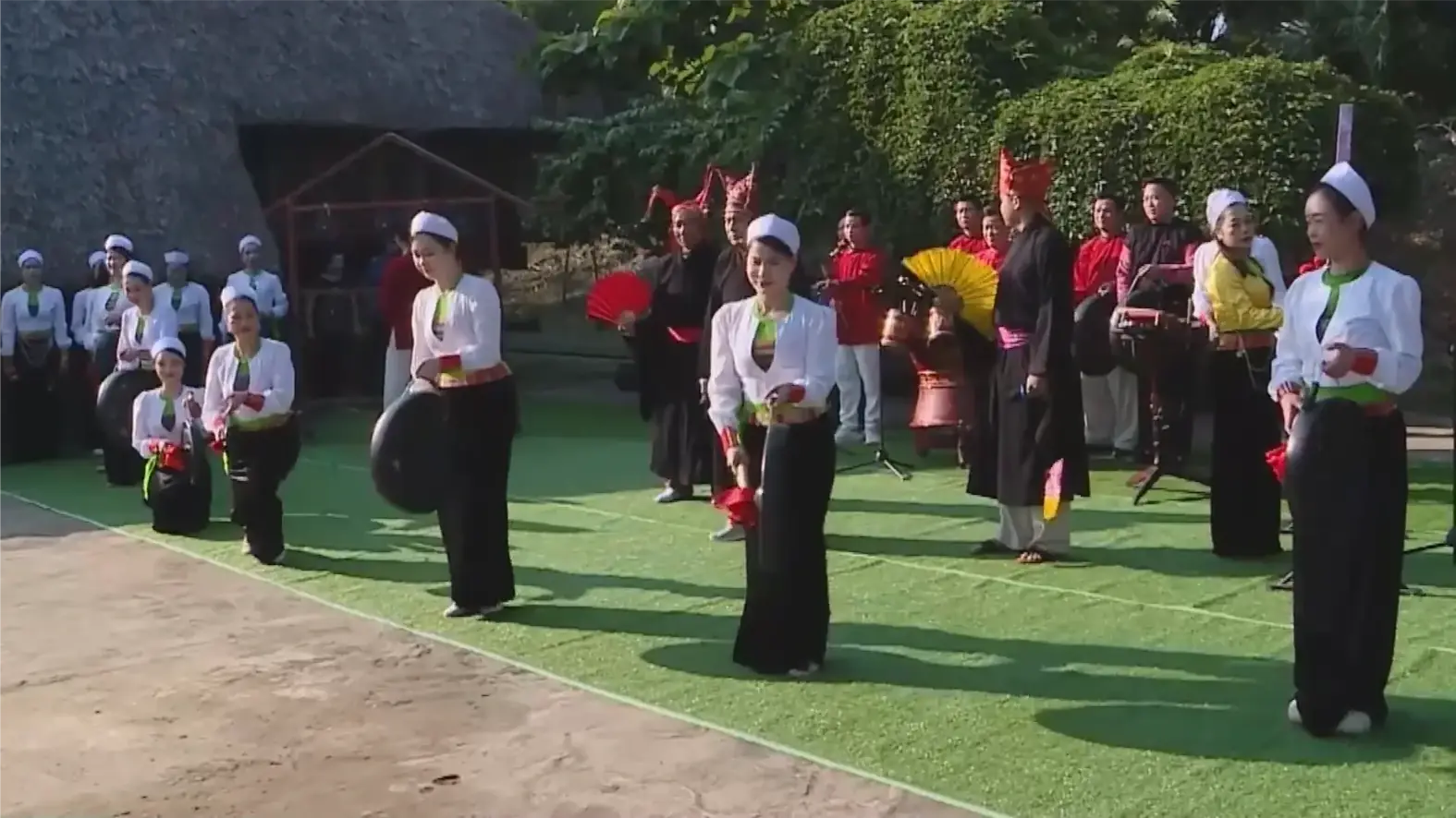 Trải nghiệm văn hóa 54 dân tộc Việt Nam tại Hà Nội